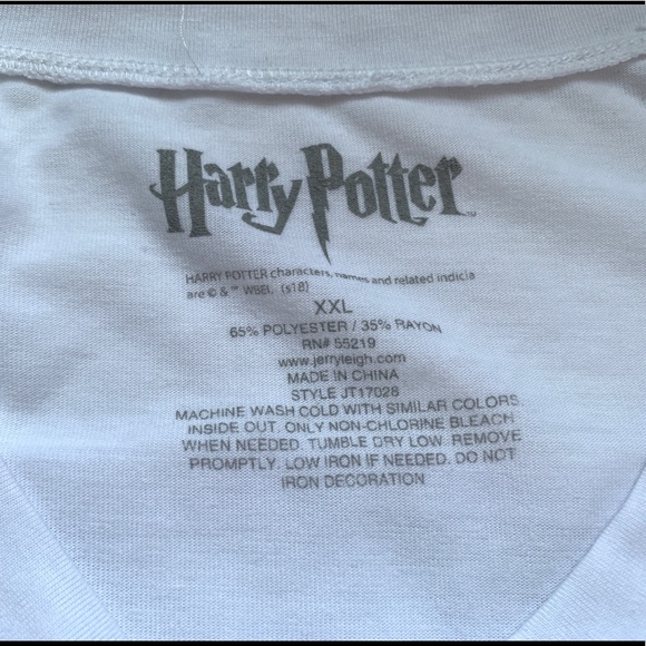 Harry Potter Hogwarts T-shirt - Picture 3 of 7